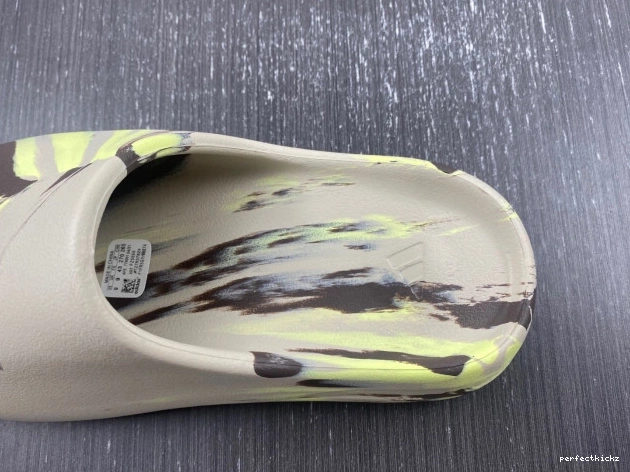 Yeezy FZ5899 Slide Adidas 0815
